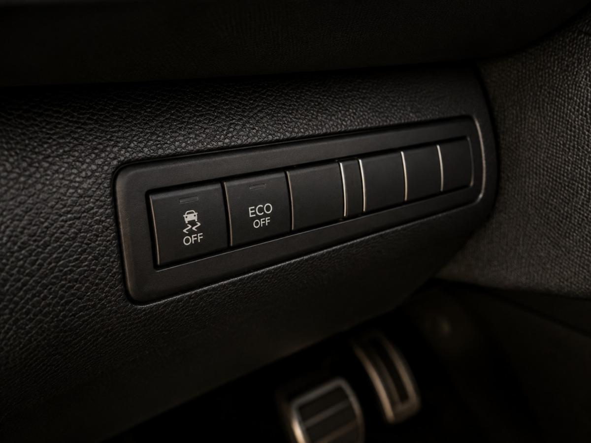 peugeot-308-sw-2015-diesel-1560cc