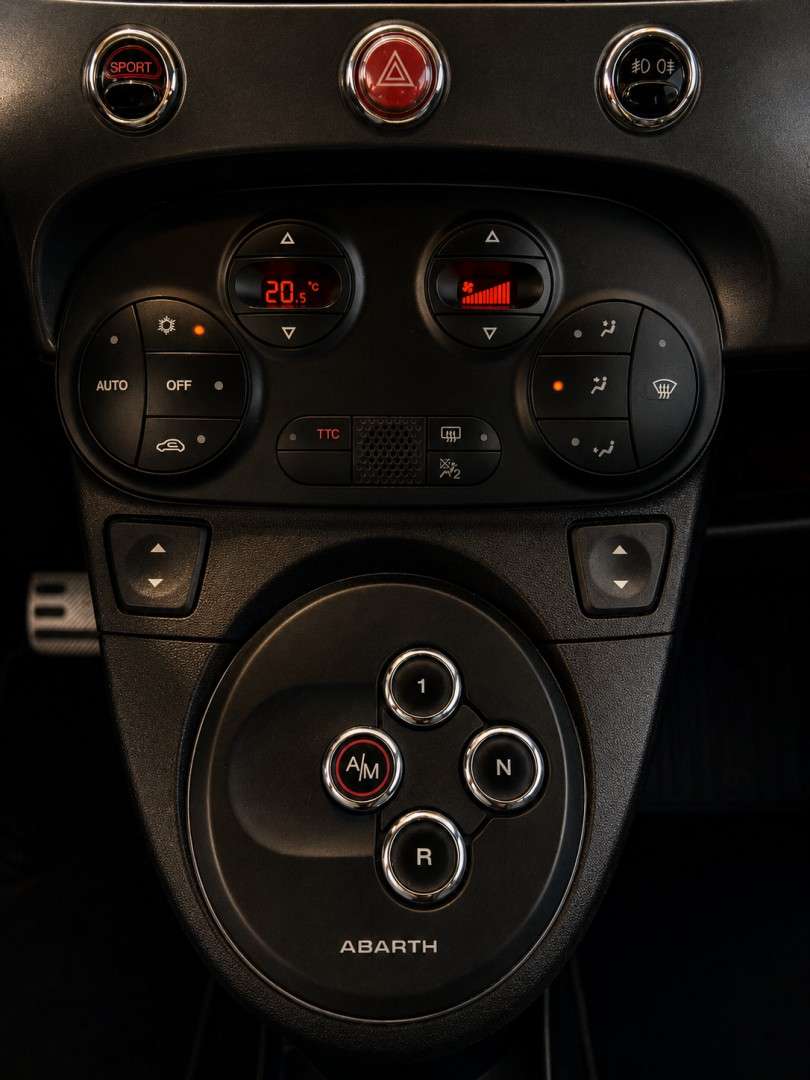 abarth-595c-2016-gasolina-1368cc