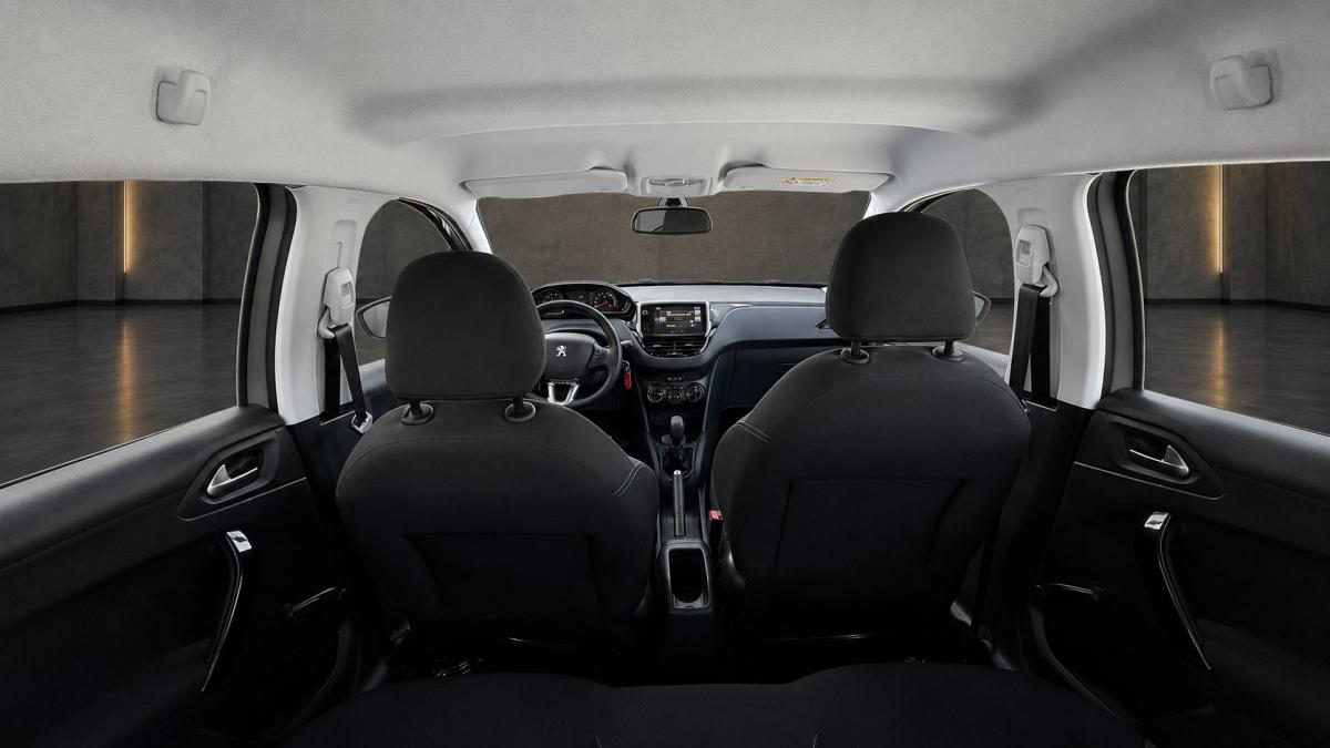 peugeot-208-2015-gasolina-1199cc