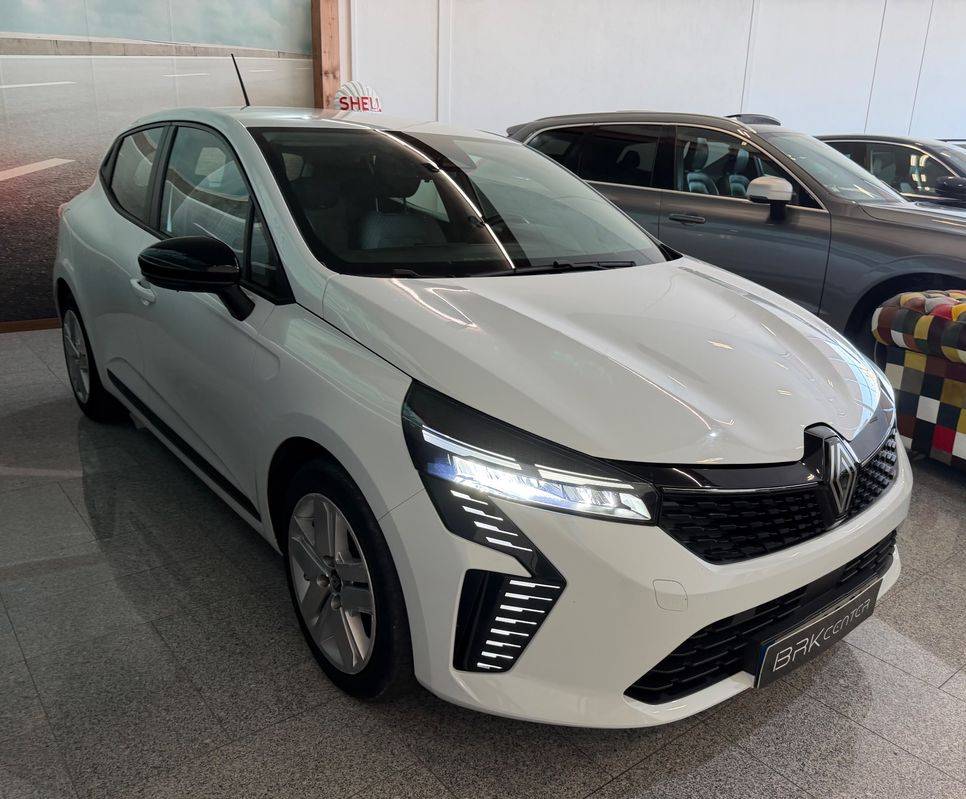 renault-clio-2024-diesel-1461cc