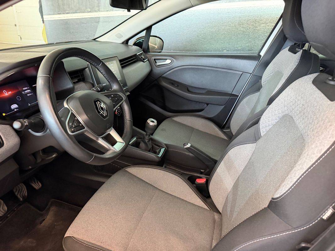 renault-clio-2024-diesel-1461cc