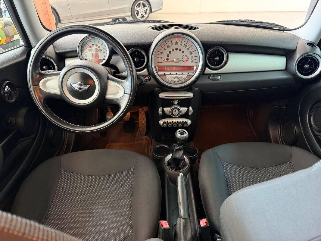 mini-cooper-2008-gasolina-1598cc