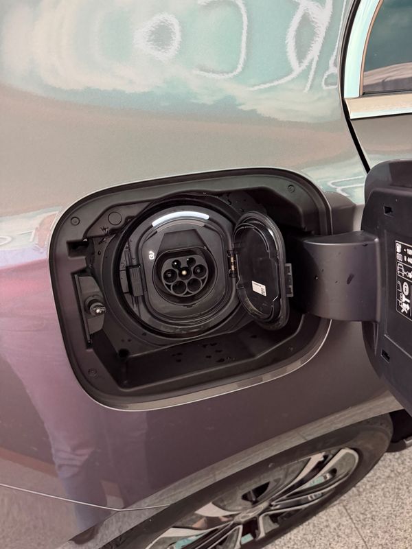mercedes-benz-classe-a-2024-hibrido-a-gasolina-1332cc
