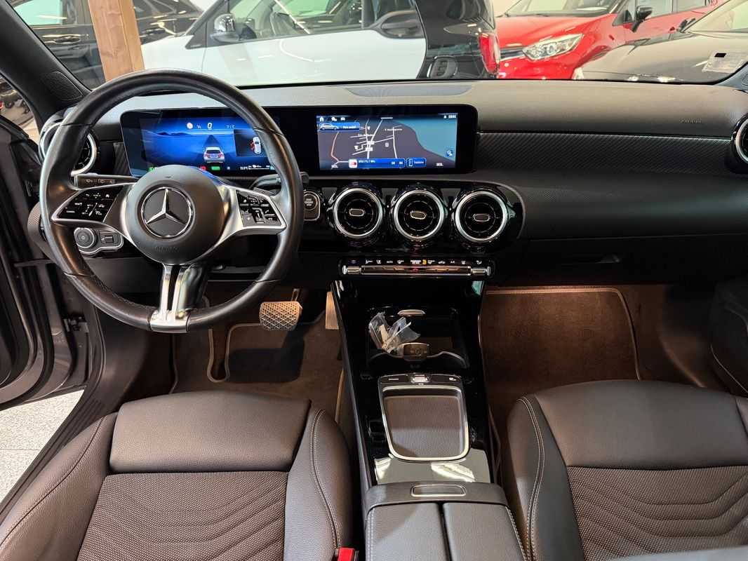 mercedes-benz-classe-a-2024-hibrido-a-gasolina-1332cc