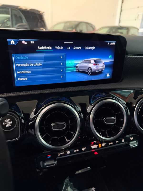 mercedes-benz-classe-a-2024-hibrido-a-gasolina-1332cc