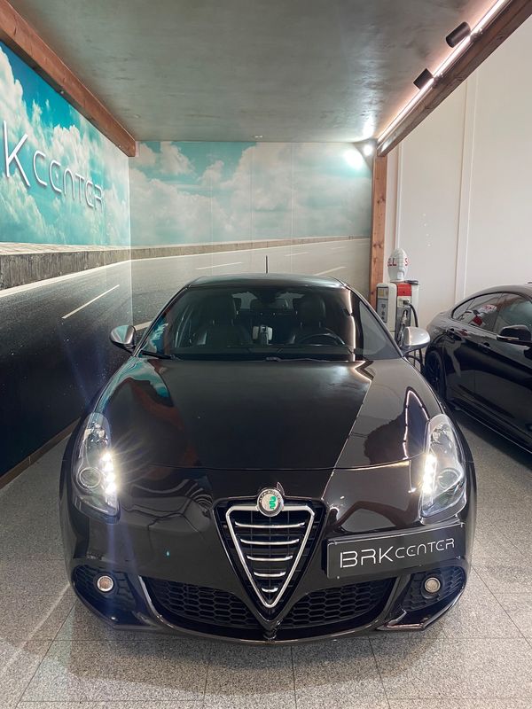 alfa-romeo-giulietta-2011-diesel-1956cc