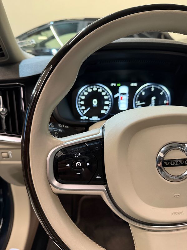 volvo-s90-2018-diesel-1969cc