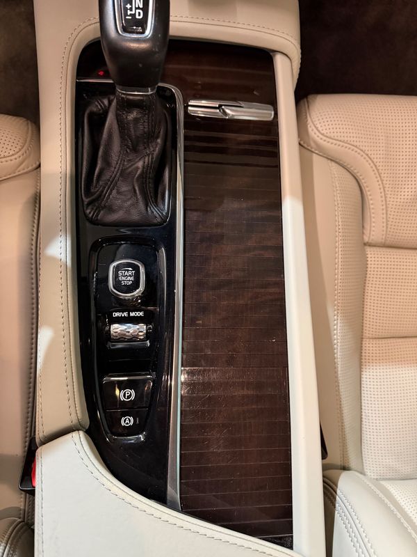 volvo-s90-2018-diesel-1969cc