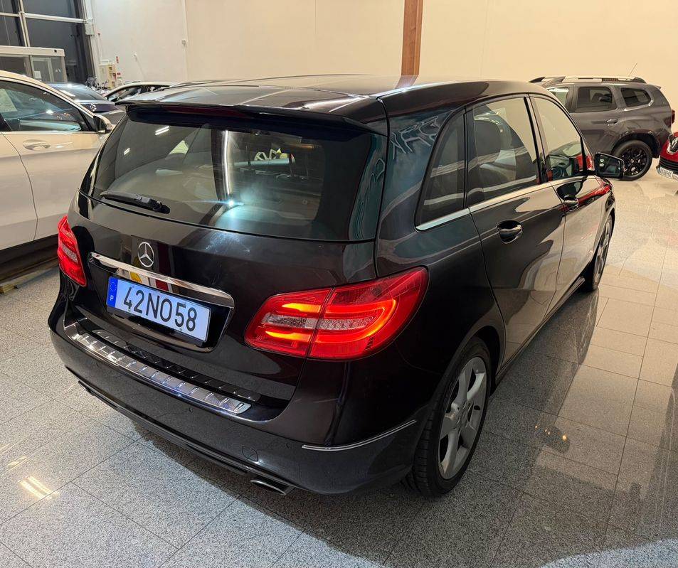 mercedes-benz-classe-b-2013-diesel-1796cc