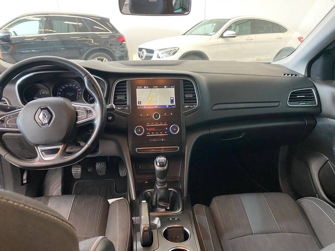 renault-megane-sport-tourer-2019-diesel-1461cc