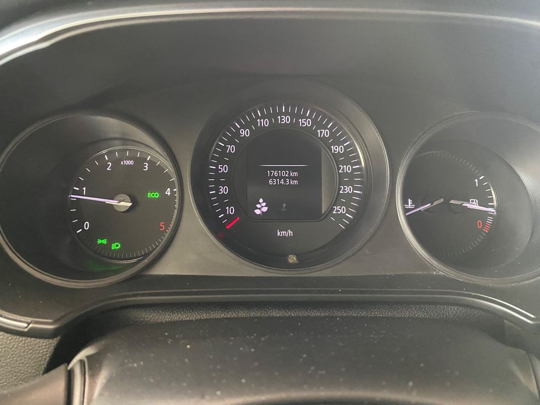 renault-megane-sport-tourer-2019-diesel-1461cc