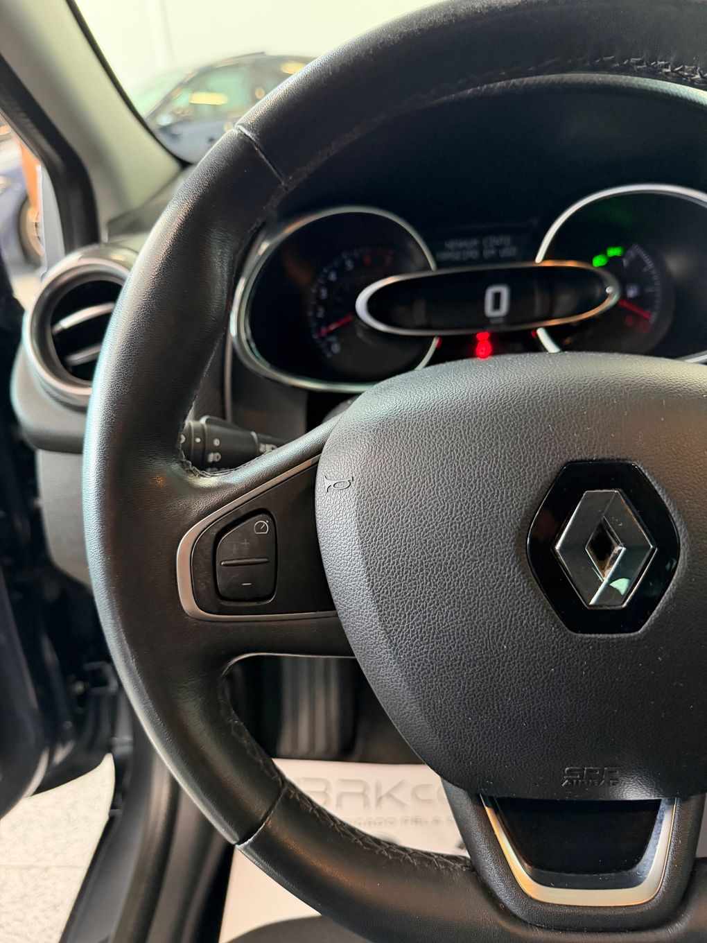 renault-clio-2017-gasolina-898cc