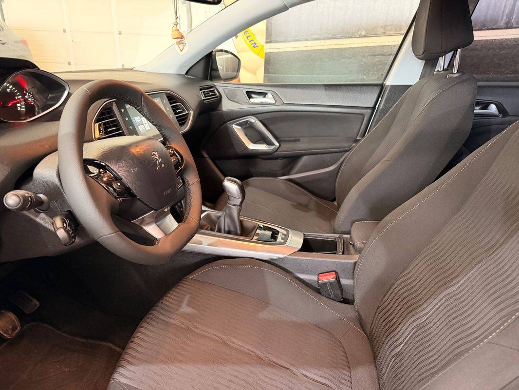 peugeot-308-sw-2017-diesel-1560cc