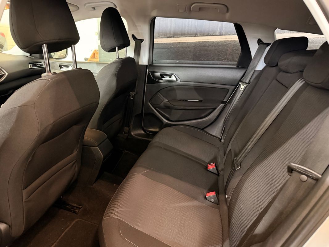 peugeot-308-sw-2017-diesel-1560cc