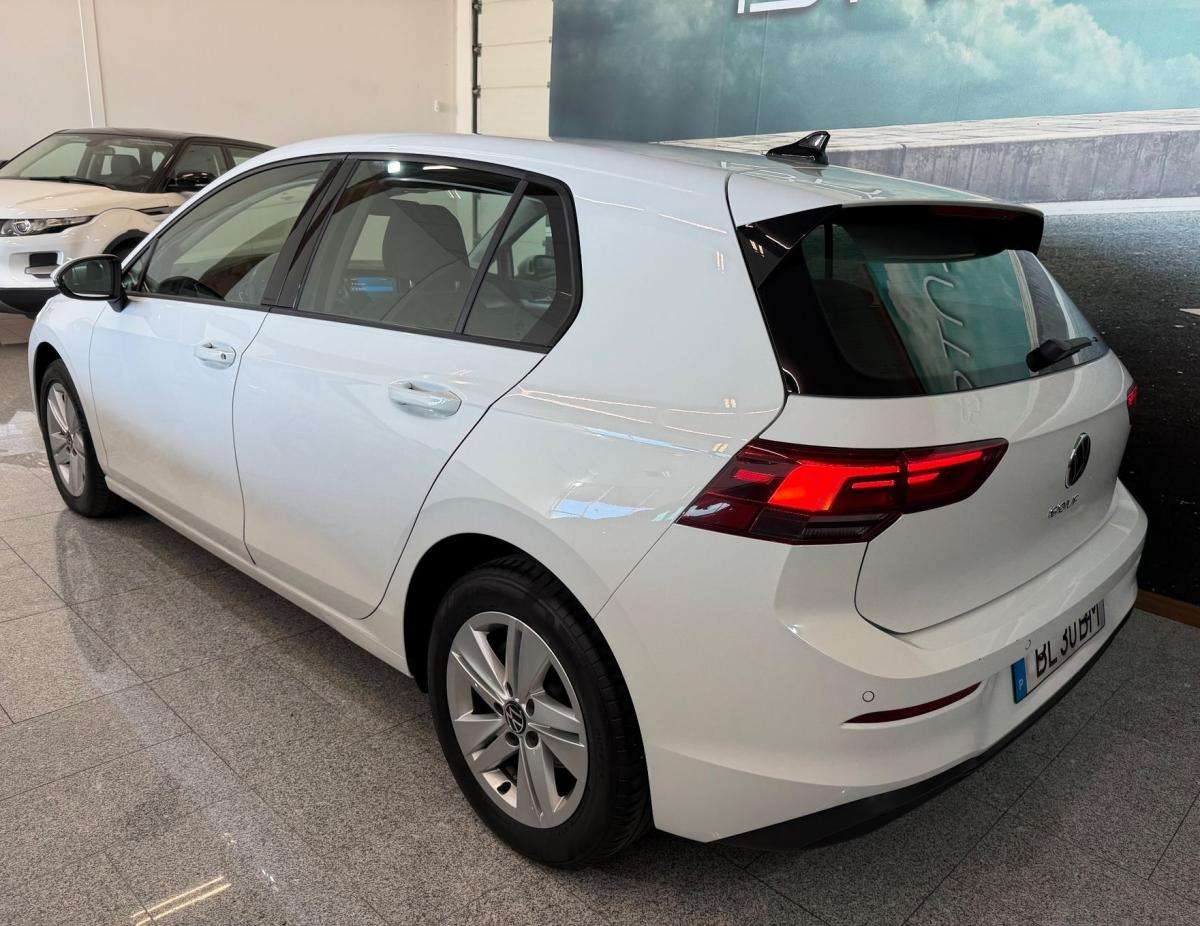 volkswagen-golf-2024-diesel-1968cc