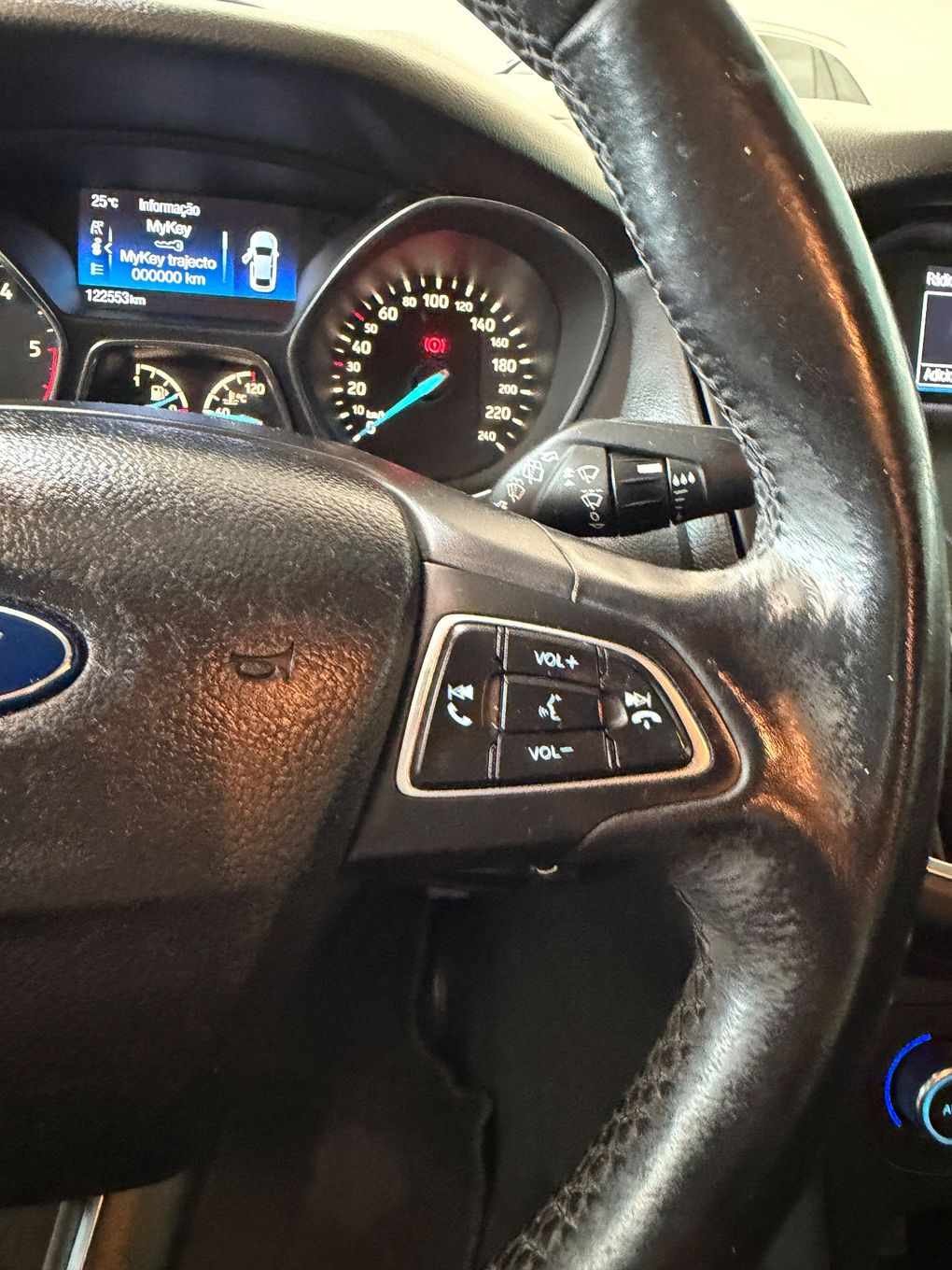 ford-focus-2015-diesel-1499cc