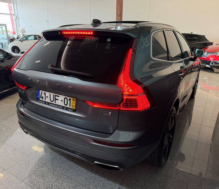 volvo-xc60-2018-hibrido-a-gasolina-1969cc