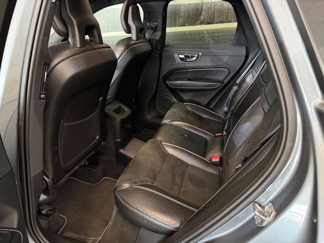 volvo-xc60-2018-hibrido-a-gasolina-1969cc