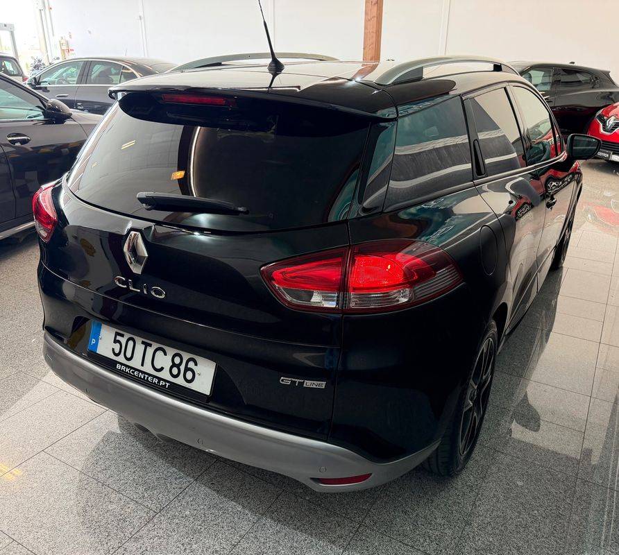 renault-clio-sport-tourer-2017-diesel-1461cc
