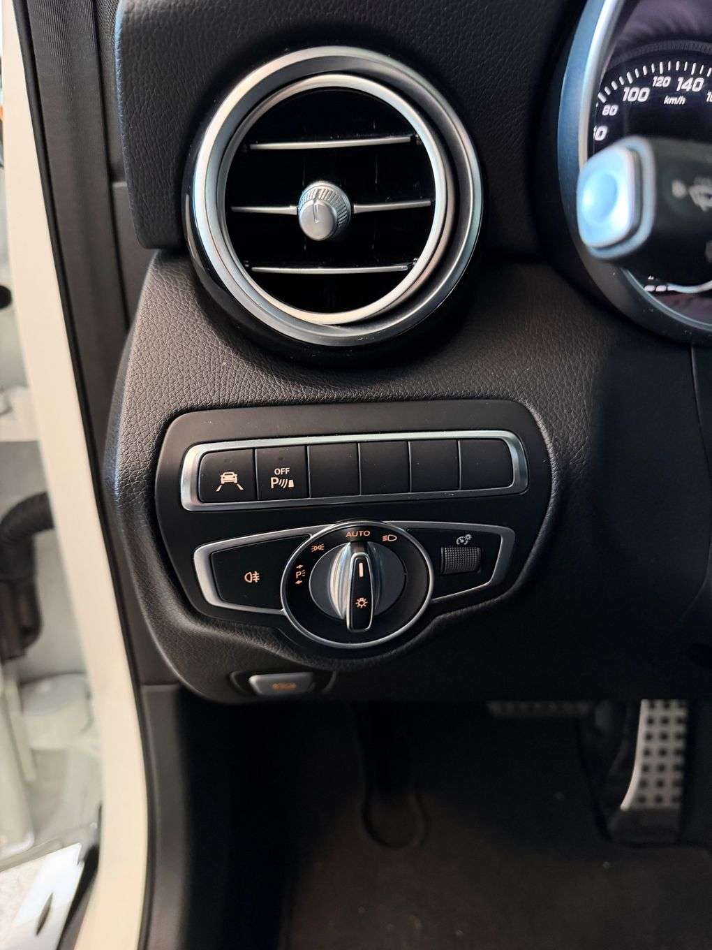 mercedes-benz-glc-2017-diesel-2143cc
