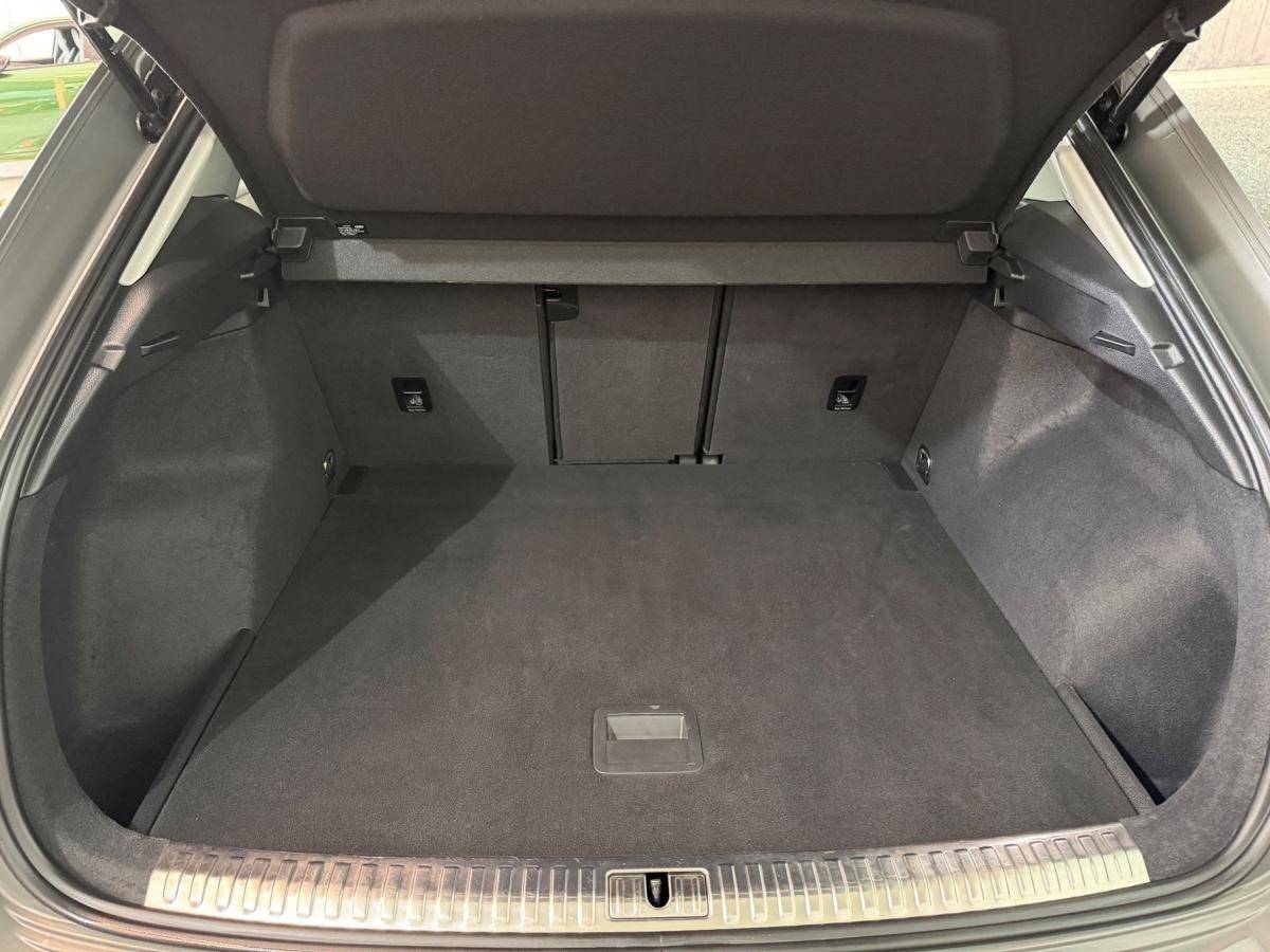 audi-q3-2023-diesel-1968cc