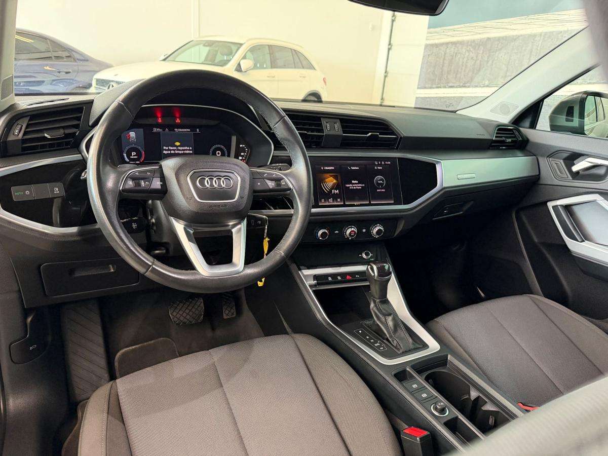 audi-q3-2023-diesel-1968cc