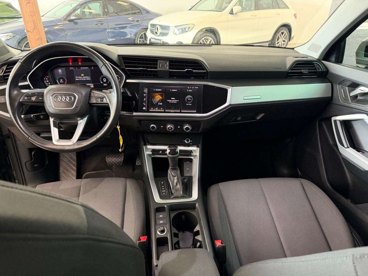 audi-q3-2023-diesel-1968cc