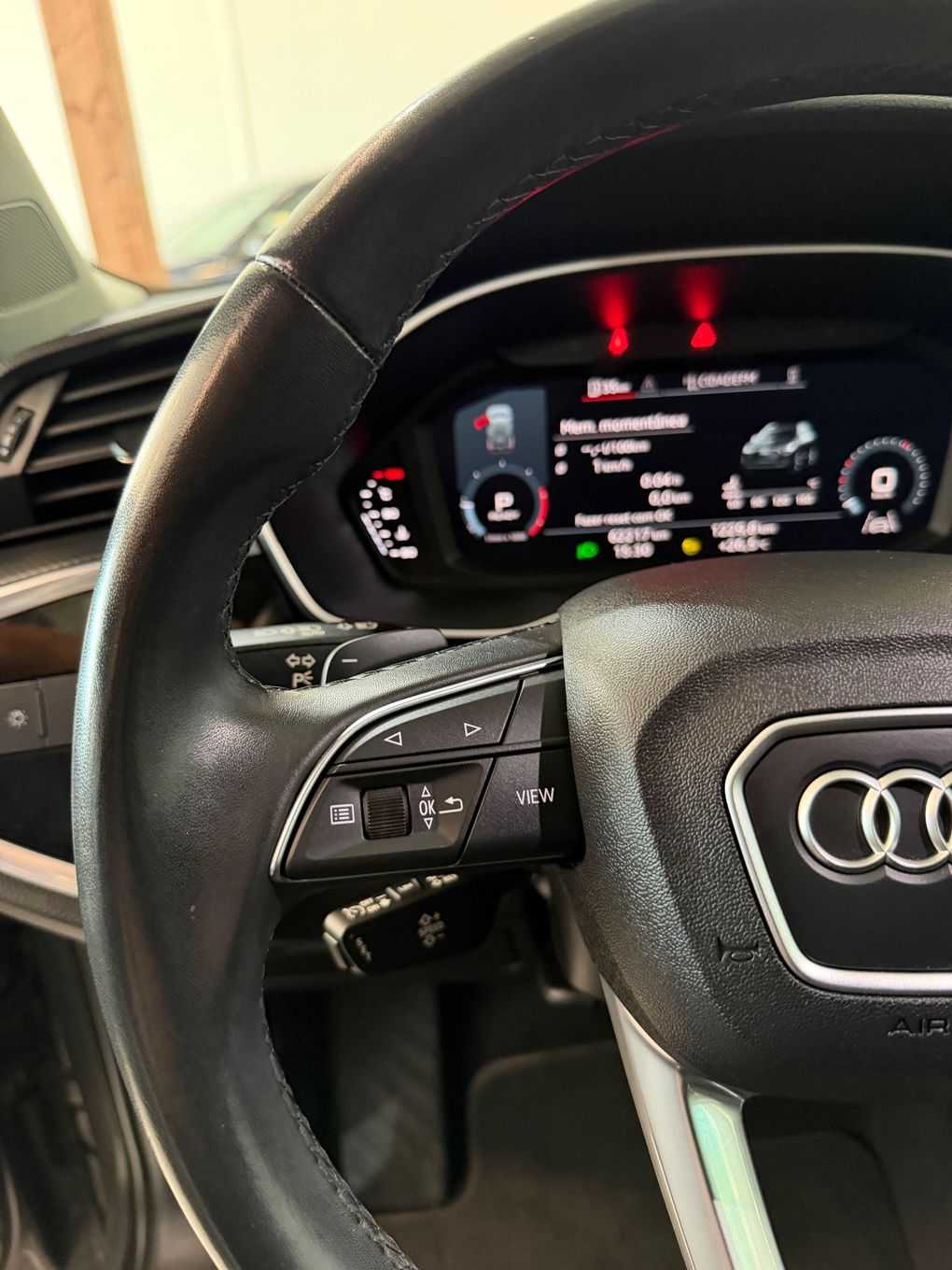 audi-q3-2023-diesel-1968cc