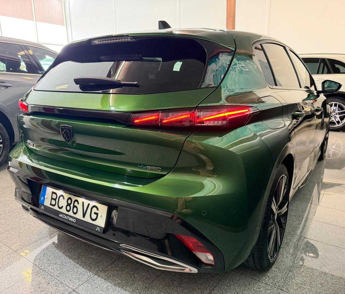 peugeot-308-2023-hibrido-a-gasolina-1598cc