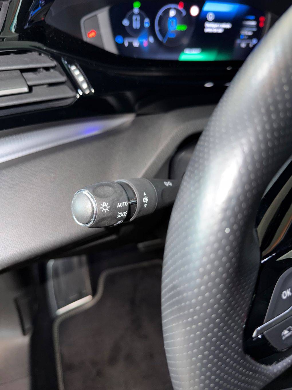 peugeot-308-2023-hibrido-a-gasolina-1598cc