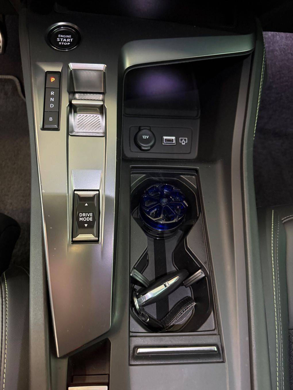 peugeot-308-2023-hibrido-a-gasolina-1598cc