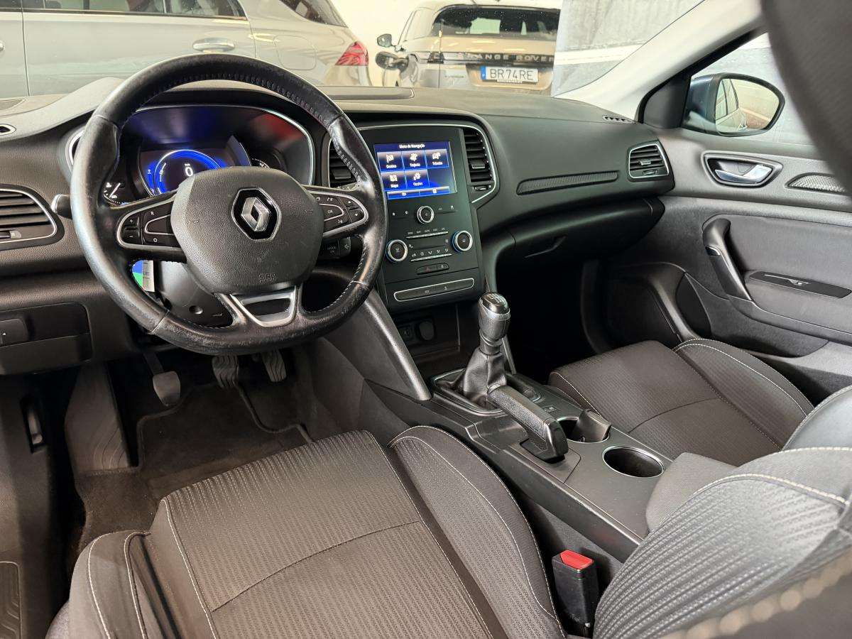 renault-megane-sport-tourer-2017-diesel-1461cc