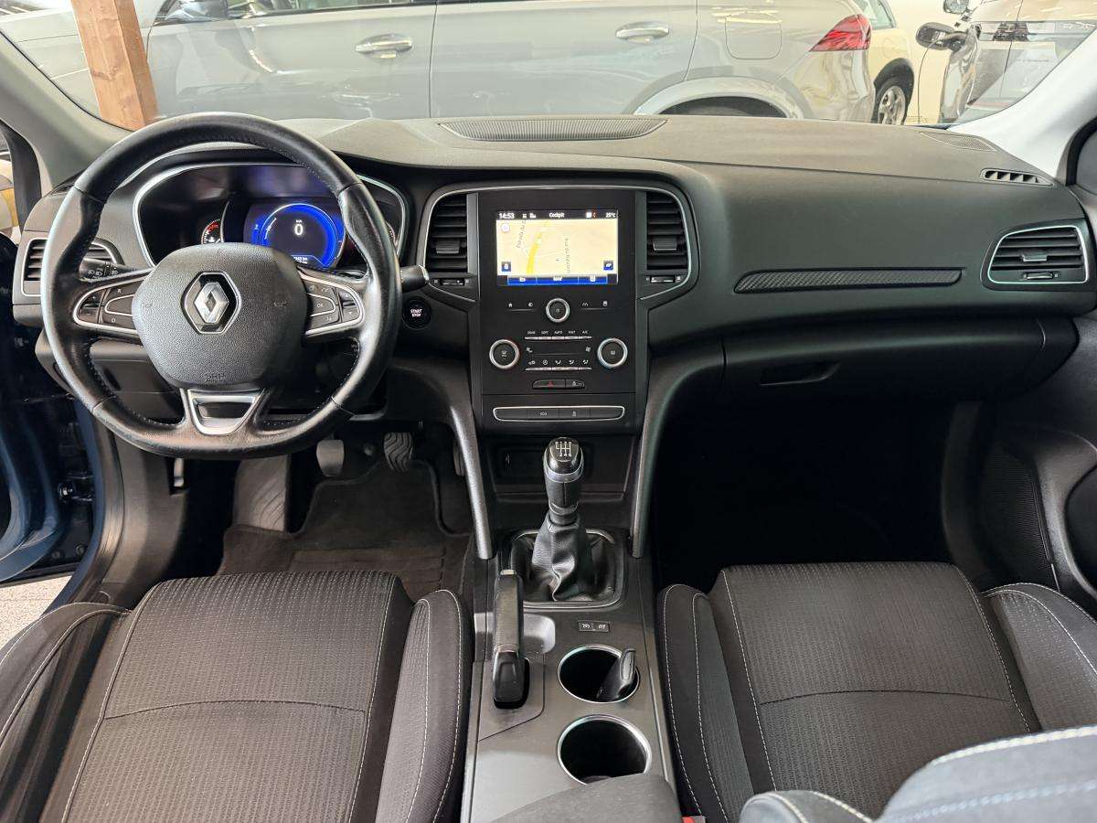 renault-megane-sport-tourer-2017-diesel-1461cc