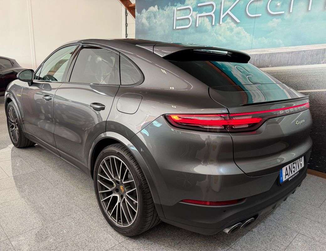 porsche-cayenne-2022-hibrido-a-gasolina-2995cc