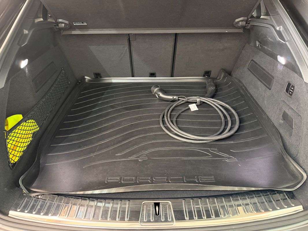 porsche-cayenne-2022-hibrido-a-gasolina-2995cc