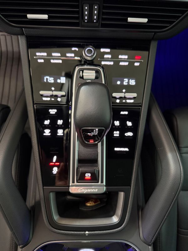 porsche-cayenne-2022-hibrido-a-gasolina-2995cc