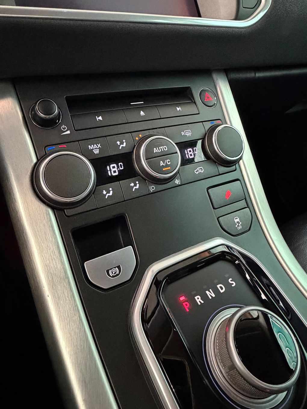 land-rover-range-rover-evoque-2012-diesel-2179cc