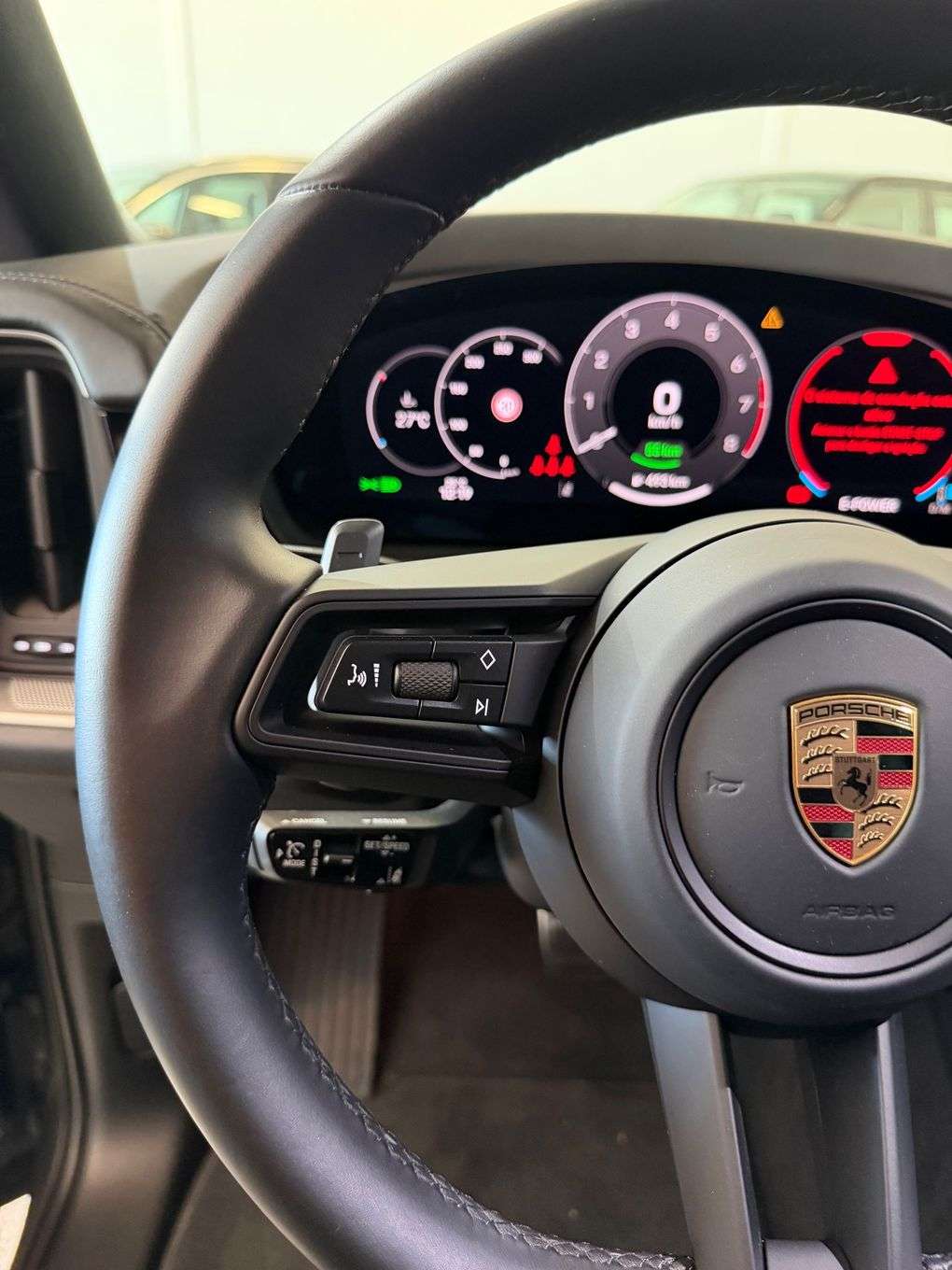 porsche-cayenne-2024-hibrido-a-gasolina-2995cc