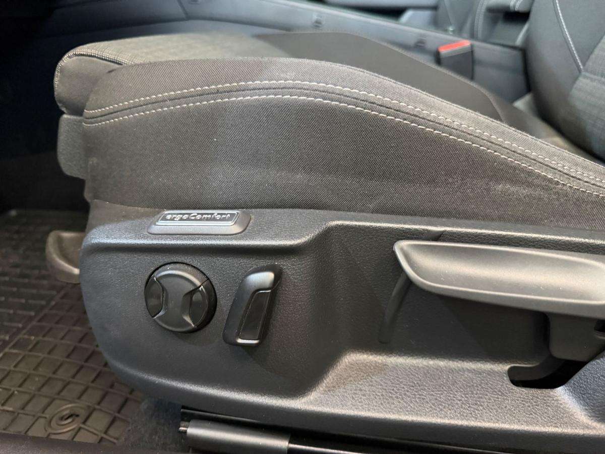 volkswagen-passat-variant-2020-diesel-1968cc
