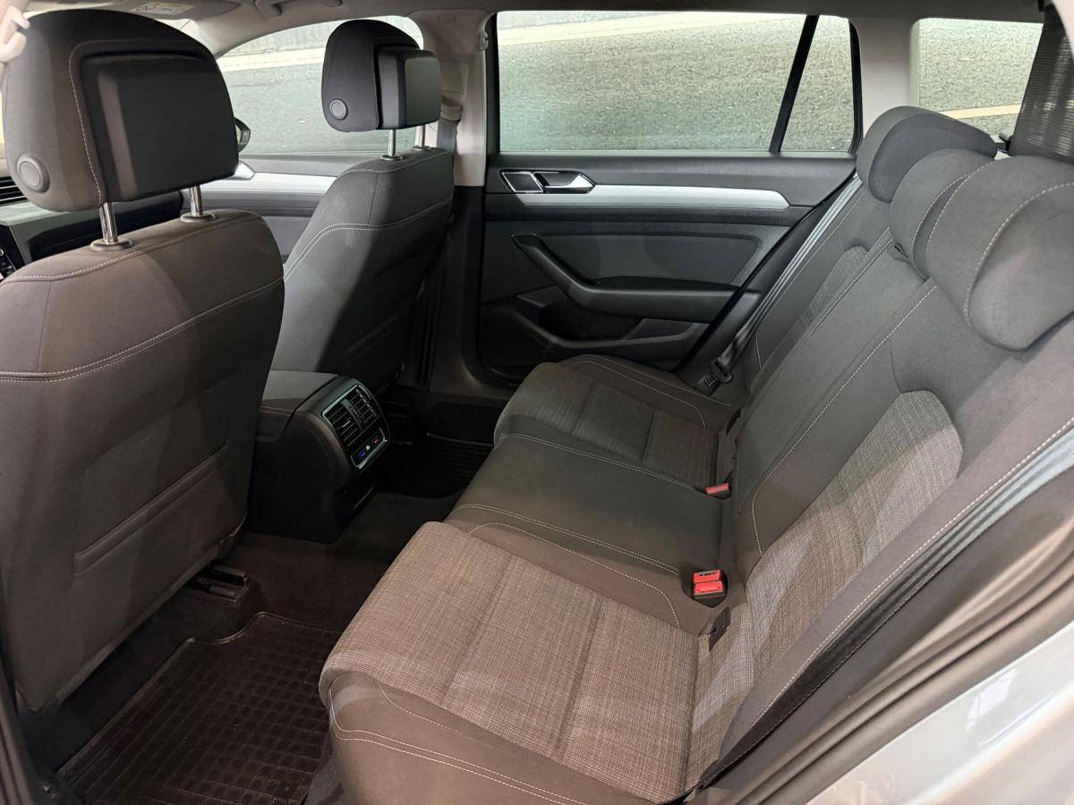 volkswagen-passat-variant-2020-diesel-1968cc