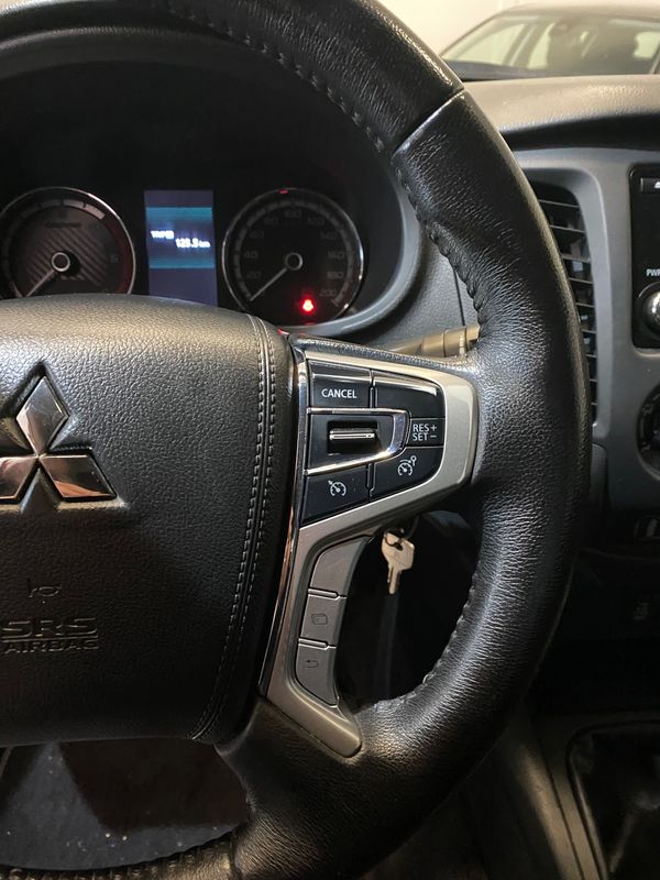 mitsubishi-l200-2022-diesel-2268cc