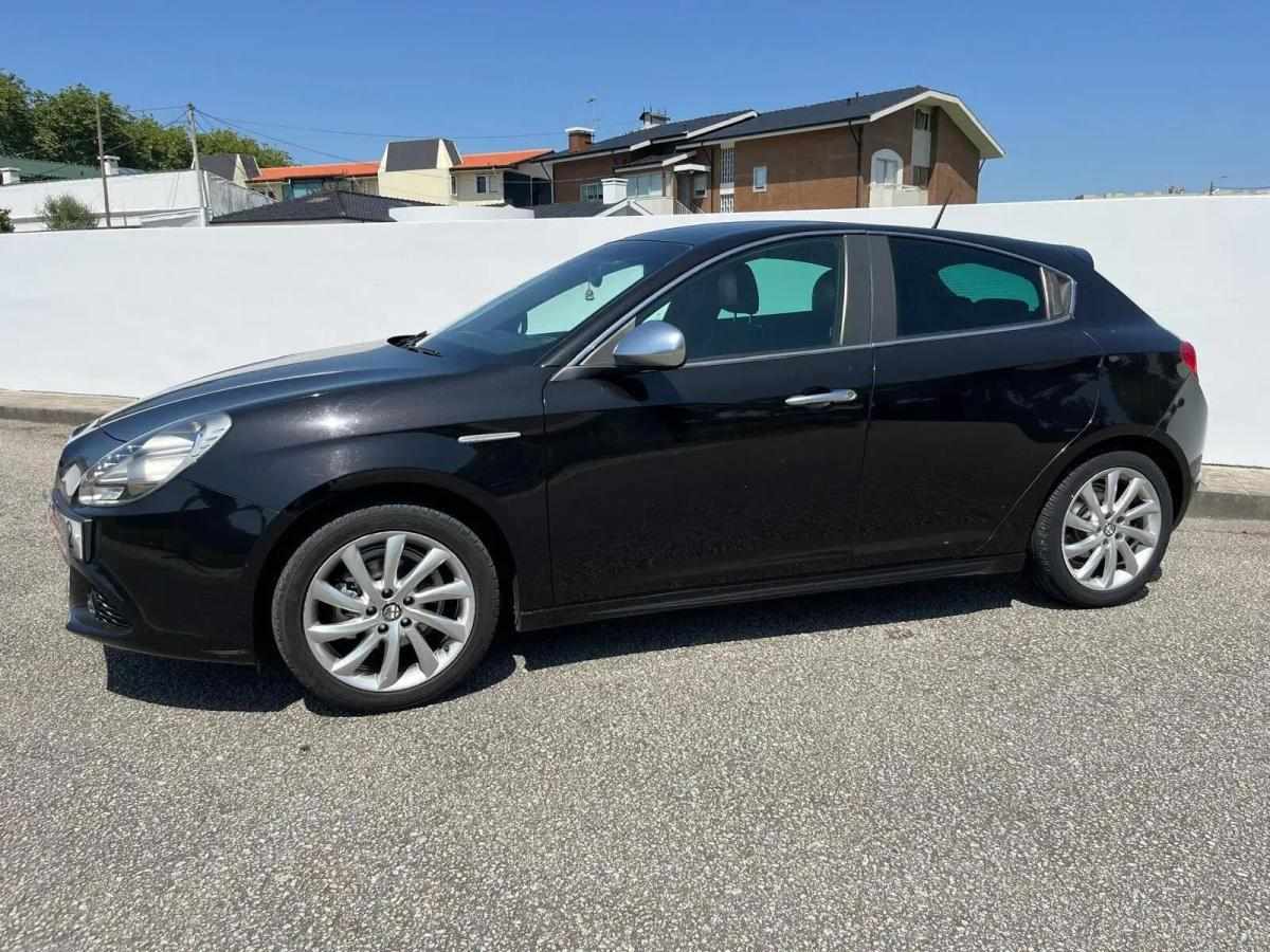 alfa-romeo-giulietta-2010-diesel-1598cc