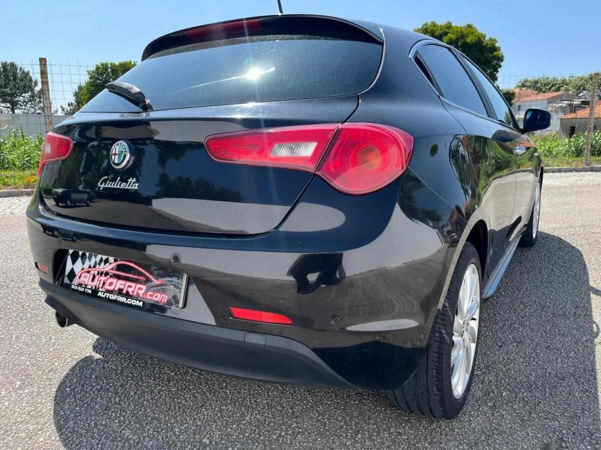 alfa-romeo-giulietta-2010-diesel-1598cc