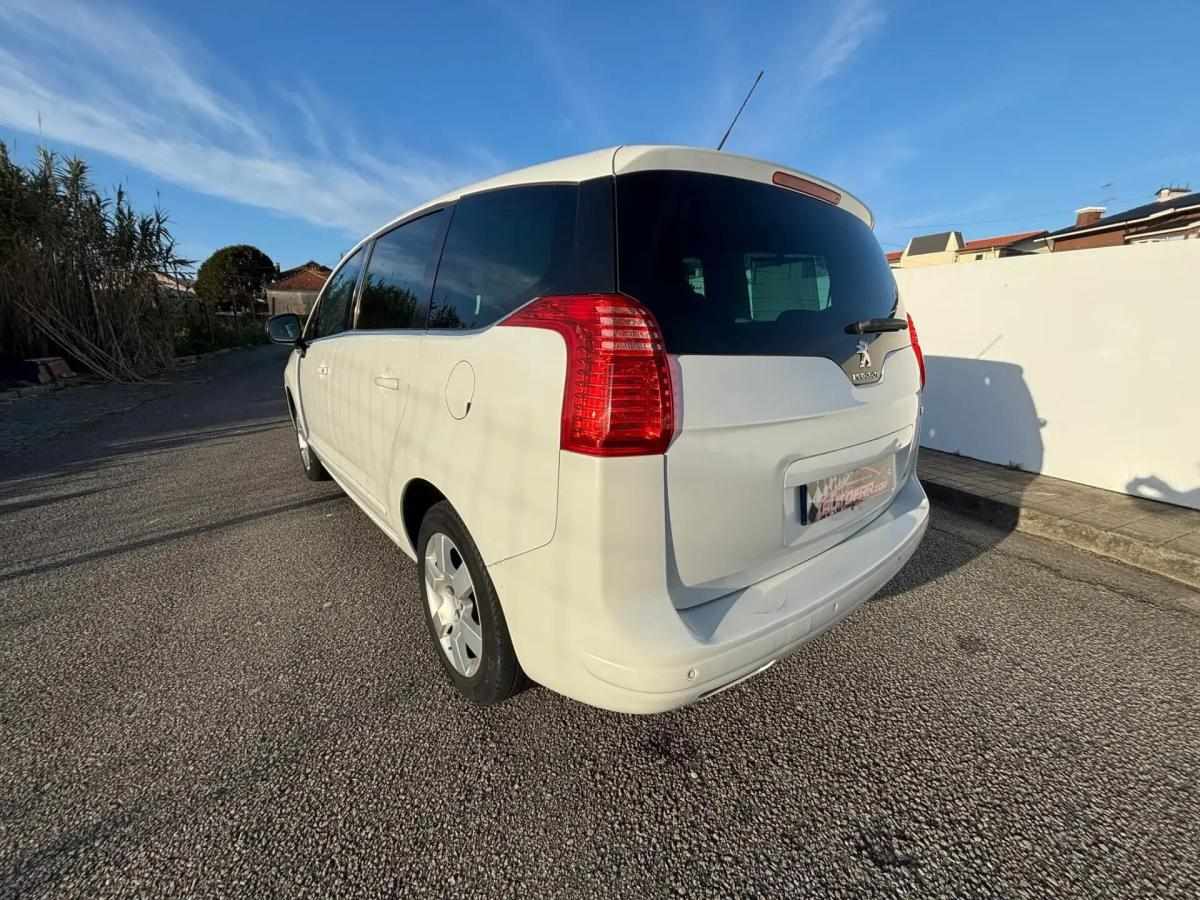peugeot-5008-2014-diesel-1560cc