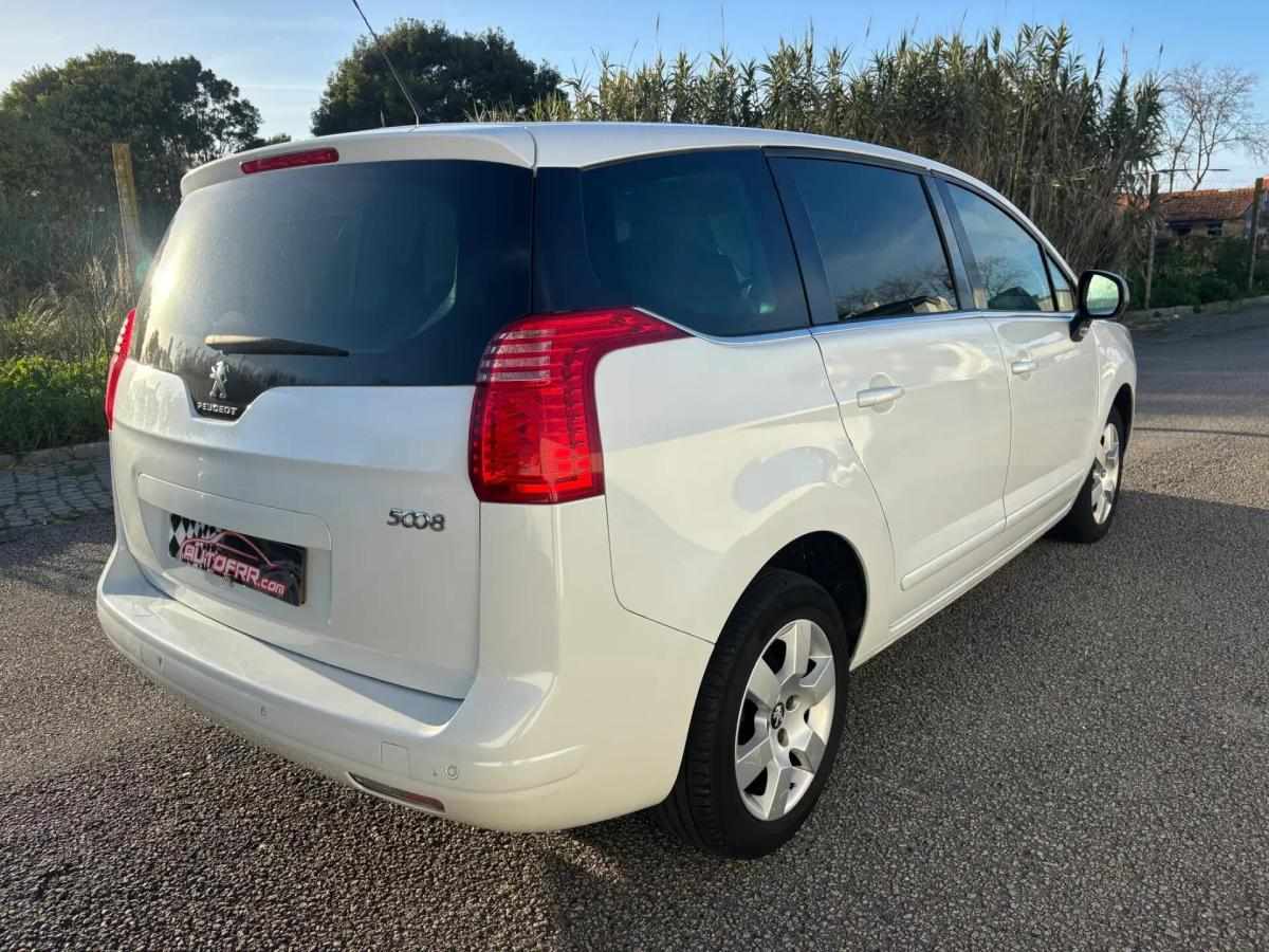 peugeot-5008-2014-diesel-1560cc