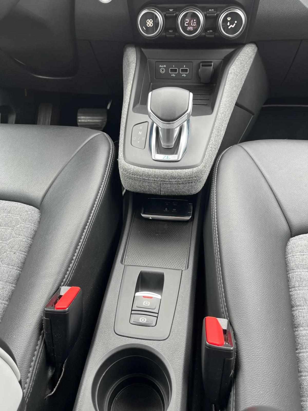 renault-zoe-2020-eletrico-0cc