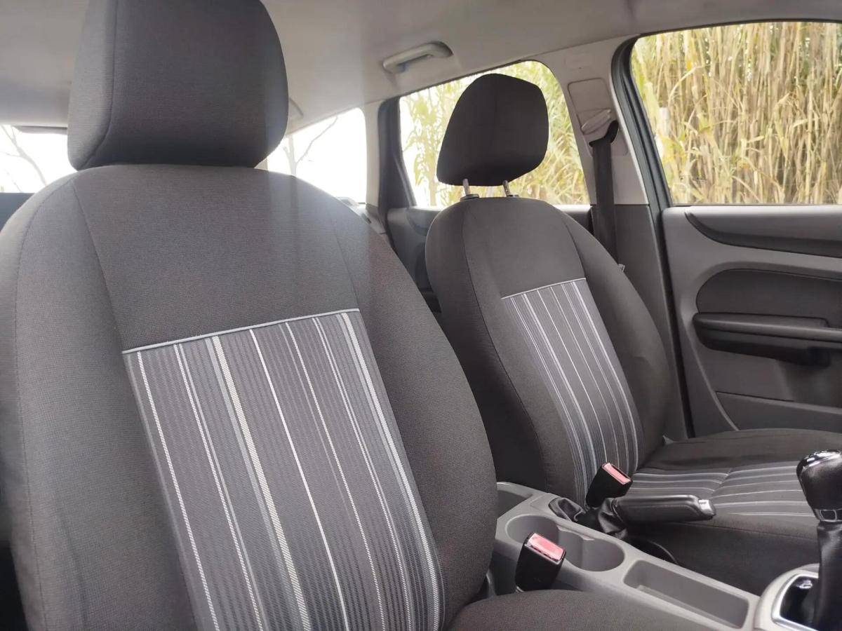 ford-focus-2009-diesel-1560cc