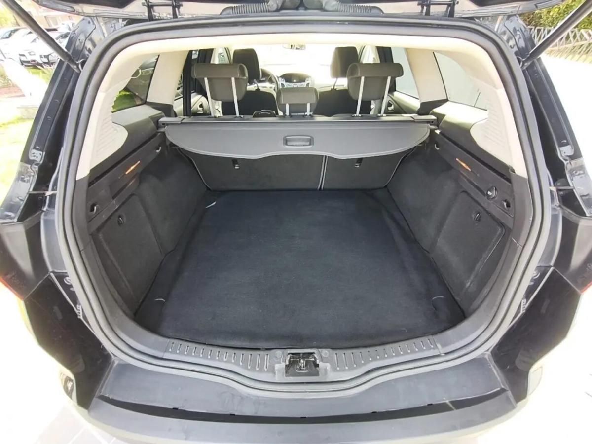 ford-focus-sw-2011-diesel-1560cc