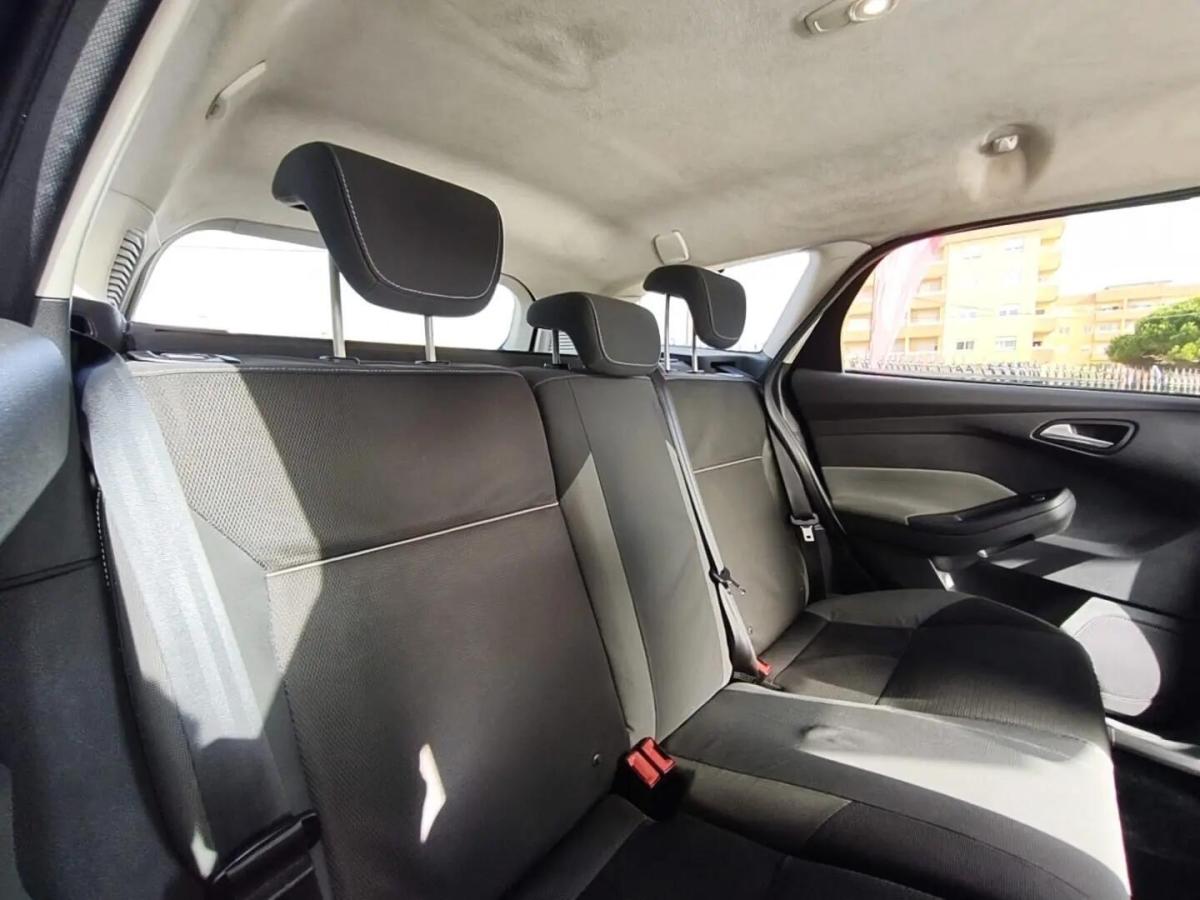 ford-focus-sw-2011-diesel-1560cc