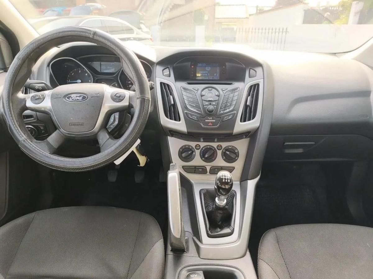 ford-focus-sw-2011-diesel-1560cc